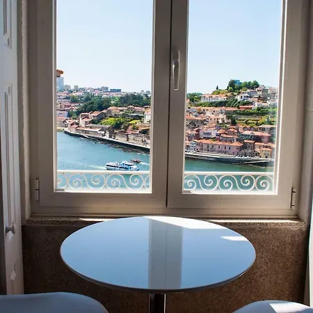 Apartment Amazing Riverside Balcony 2br